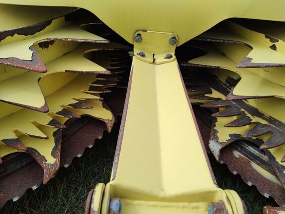 2018 John Deere 770 Header RowCrop