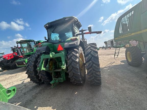 2023 John Deere 8R 250 Tractor