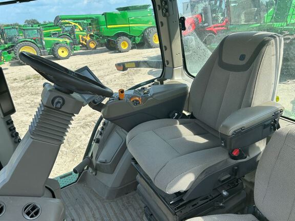 2023 John Deere 8R 280 Tractor