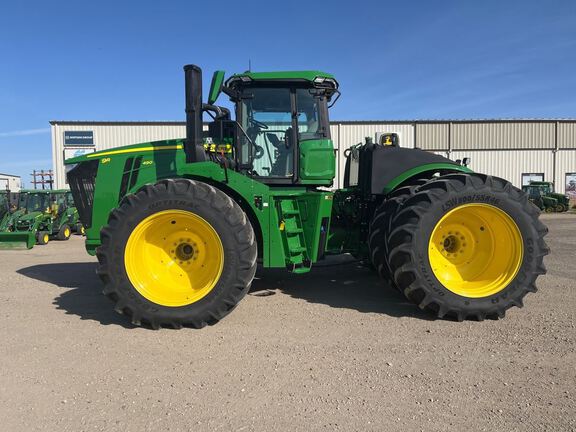 2023 John Deere 9R 490 Tractor 4WD