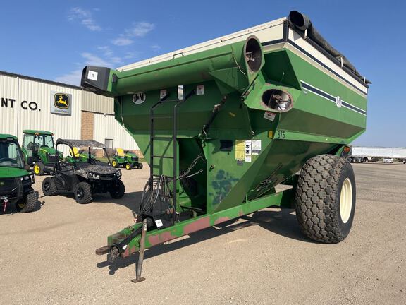 J&M 875-16 Grain Cart