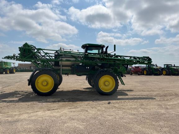 2023 John Deere 410R Sprayer/High Clearance