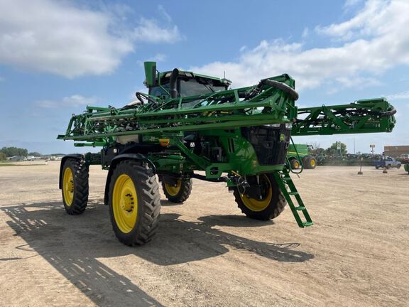 2023 John Deere 410R Sprayer/High Clearance