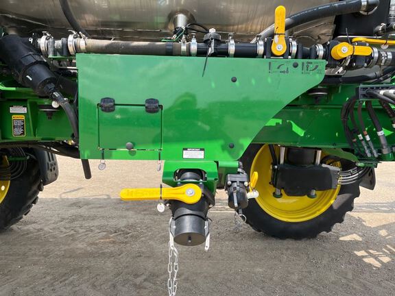 2023 John Deere 410R Sprayer/High Clearance