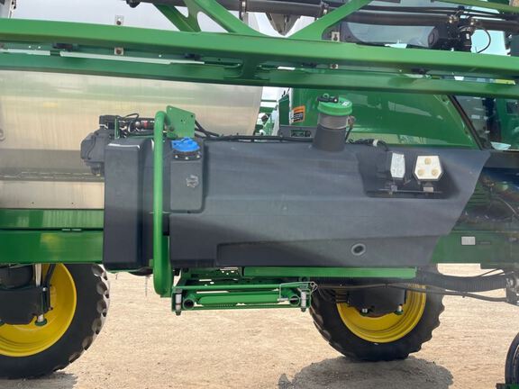 2023 John Deere 410R Sprayer/High Clearance