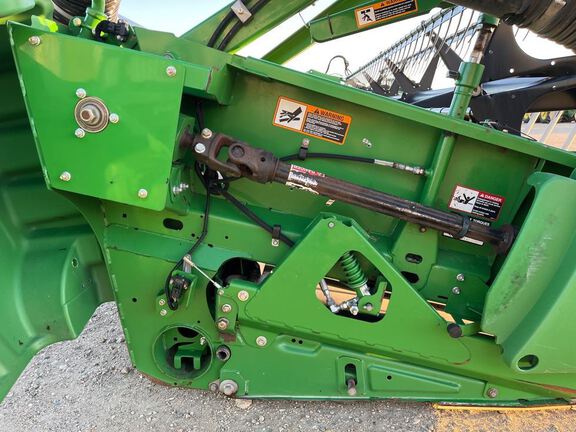 2013 John Deere 640FD Header Combine