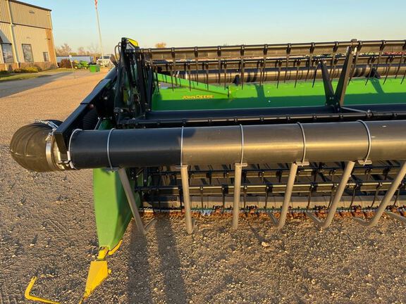 2013 John Deere 640FD Header Combine