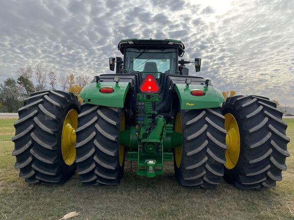 2023 John Deere 9R 640 Tractor 4WD