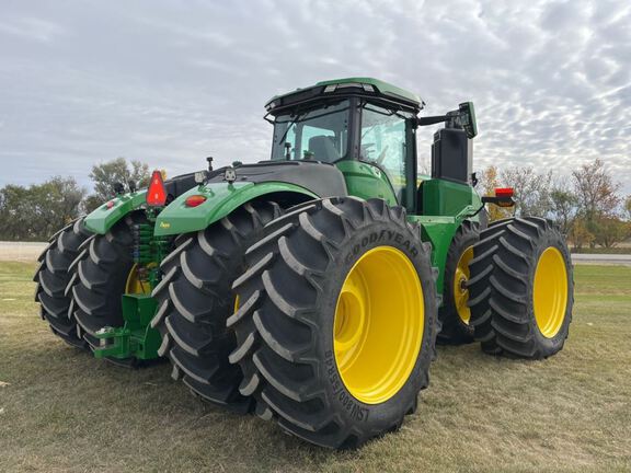 2023 John Deere 9R 640 Tractor 4WD