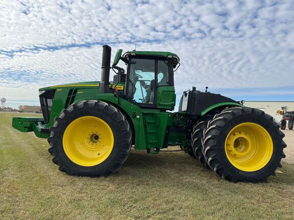 2023 John Deere 9R 640 Tractor 4WD