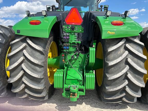 2023 John Deere 9R 590 Tractor 4WD