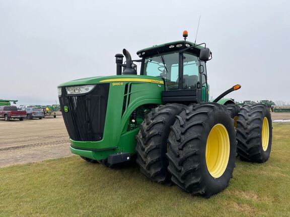 2012 John Deere 9460R Tractor 4WD