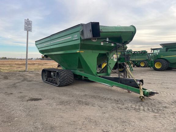 2009 J&M 1326 Grain Cart