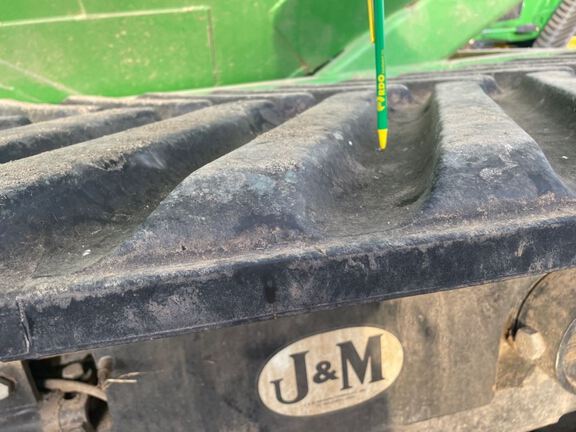 2009 J&M 1326 Grain Cart