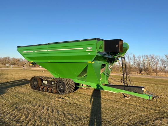 2009 J&M 1326 Grain Cart