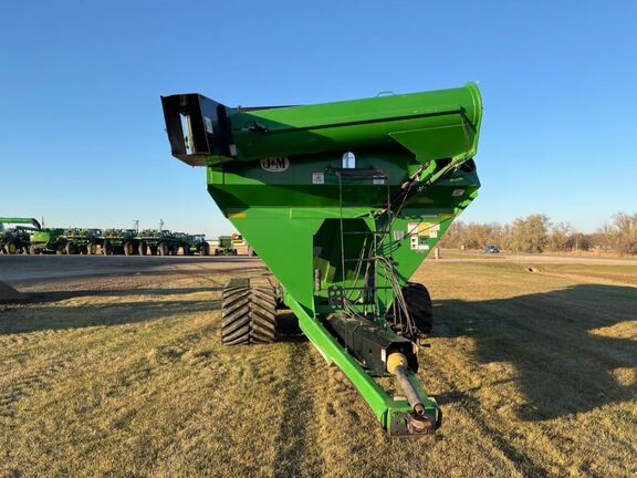 2009 J&M 1326 Grain Cart