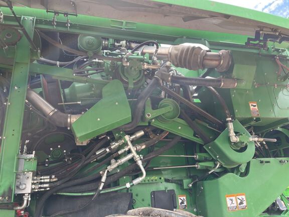 2022 John Deere S780 Combine