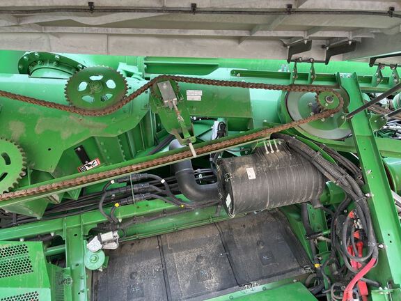 2022 John Deere S780 Combine