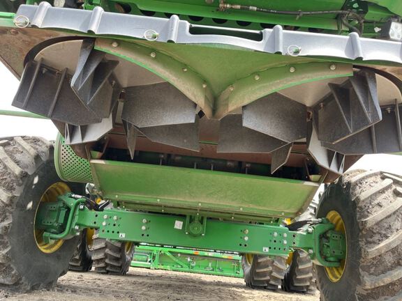 2022 John Deere S780 Combine