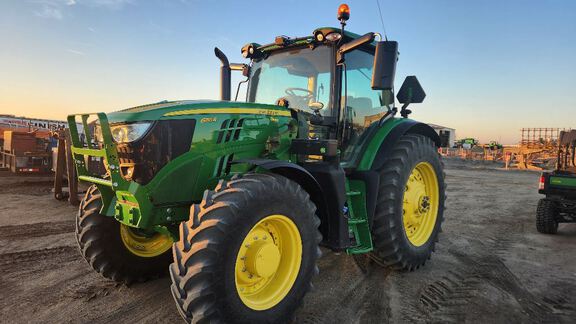 2019 John Deere 6155R Tractor