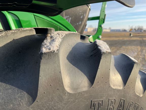 2019 John Deere 6155R Tractor