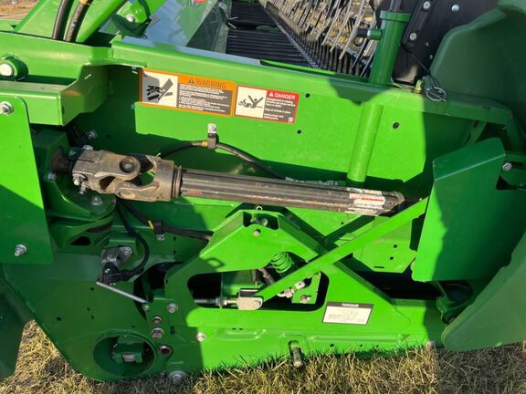 2019 John Deere 745FD Header Combine