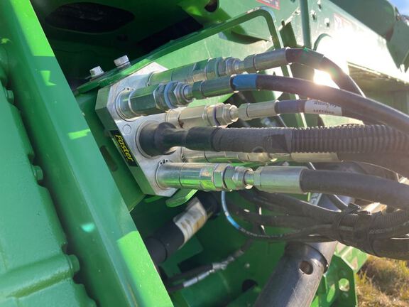 2019 John Deere 745FD Header Combine