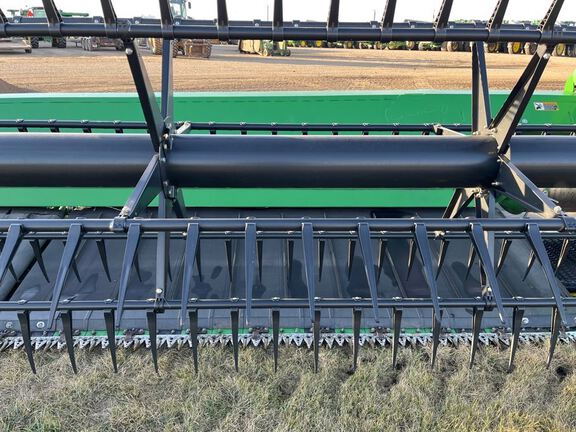 2019 John Deere 745FD Header Combine