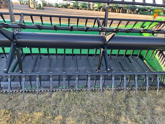 2019 John Deere 745FD Header Combine