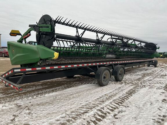 2024 John Deere HD40F Header Combine