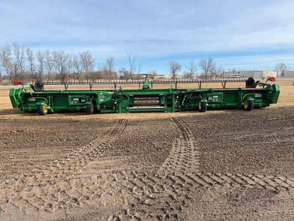 2024 John Deere HD40F Header Combine