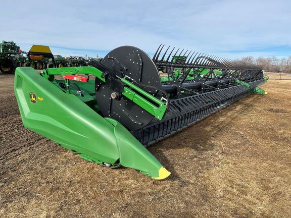 2024 John Deere HD40F Header Combine