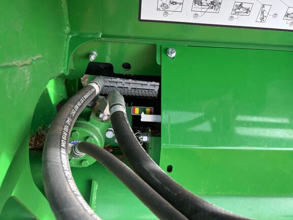 2024 John Deere HD40F Header Combine