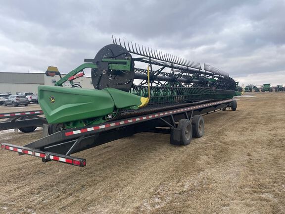 2024 John Deere HD40F Header Combine