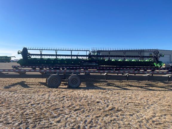 2024 John Deere HD40F Header Combine