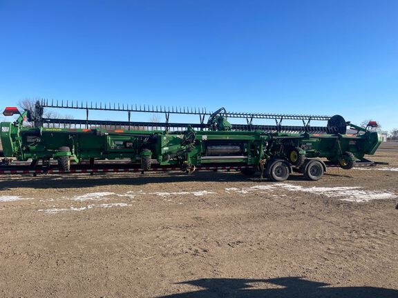 2024 John Deere HD40F Header Combine