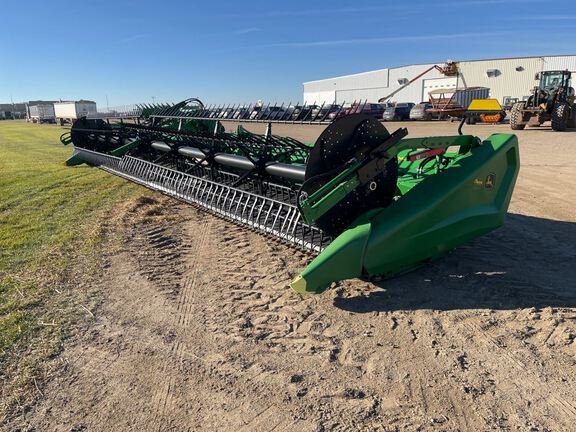 2024 John Deere HD40F Header Combine