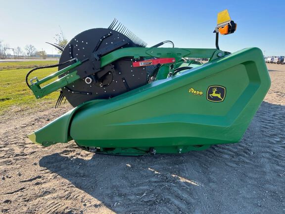 2024 John Deere HD40F Header Combine