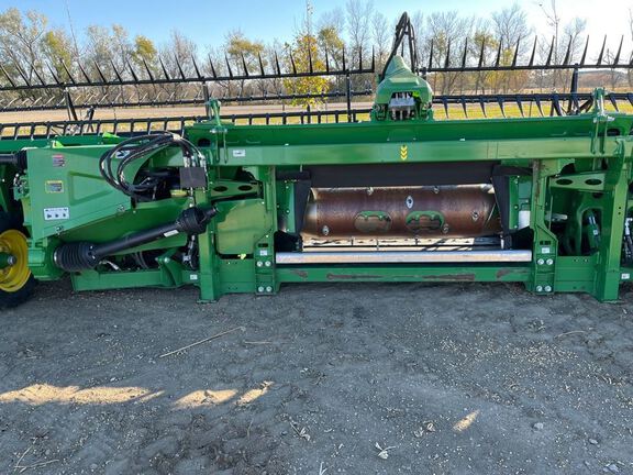 2024 John Deere HD40F Header Combine