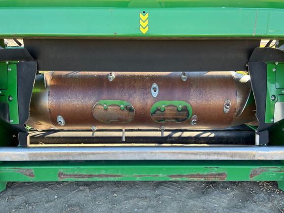 2024 John Deere HD40F Header Combine