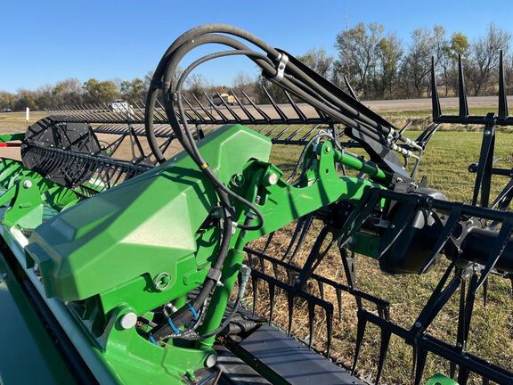 2024 John Deere HD40F Header Combine