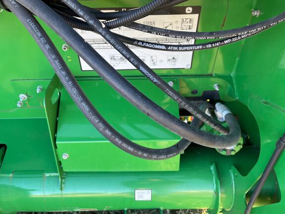 2024 John Deere HD40F Header Combine