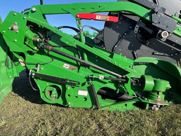 2024 John Deere HD40F Header Combine