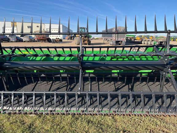 2024 John Deere HD40F Header Combine