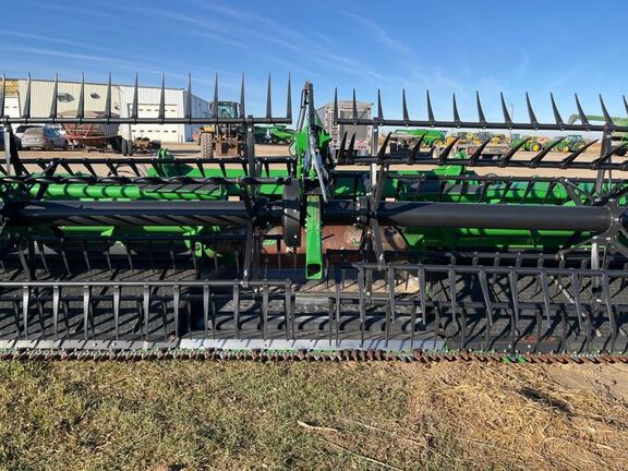 2024 John Deere HD40F Header Combine
