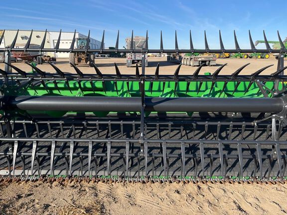 2024 John Deere HD40F Header Combine