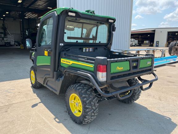 2024 John Deere XUV835R ATV