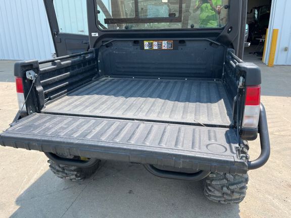 2024 John Deere XUV835R ATV