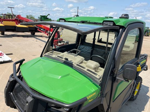 2024 John Deere XUV835R ATV