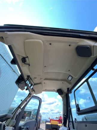 2024 John Deere XUV835R ATV